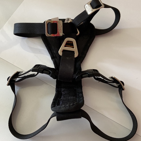 Kurgo harness in medium - Picture 6 of 11